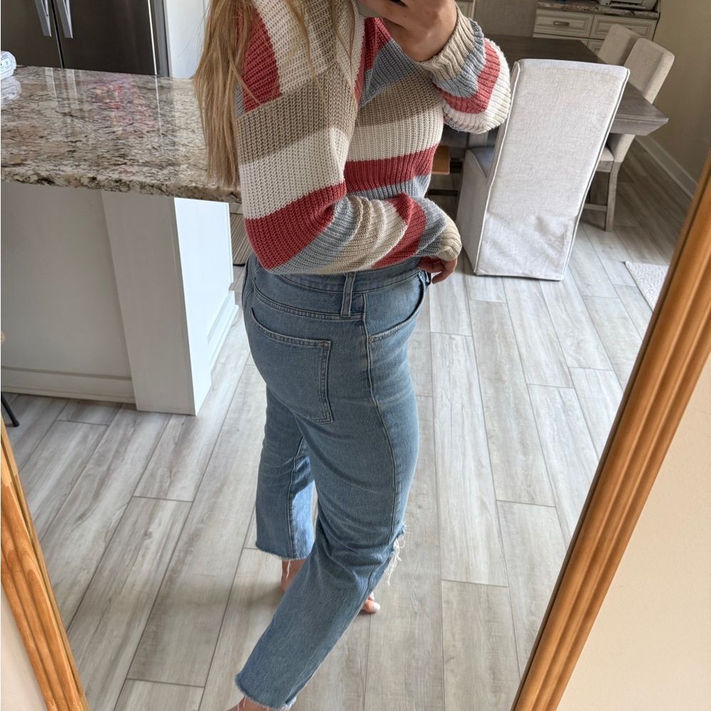 Hollister Striped Cropped Sweater - Picture 4 of 5